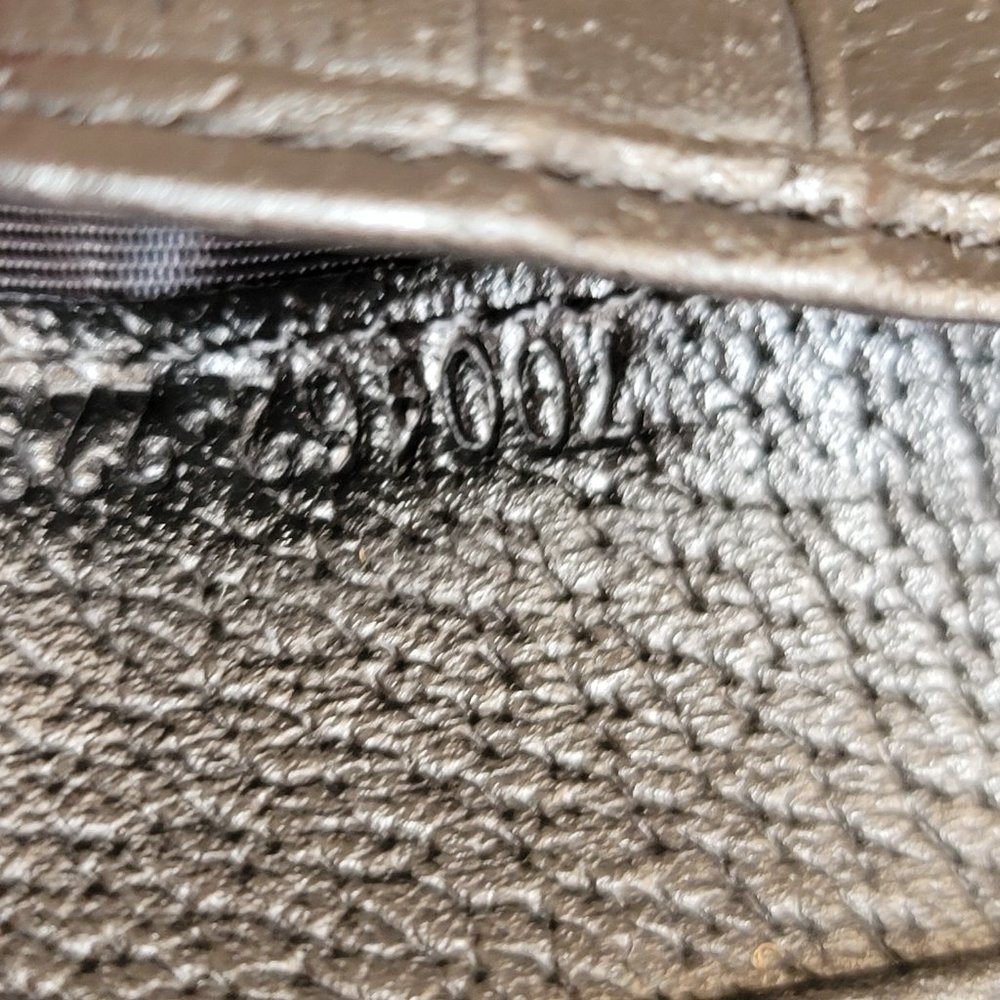 GUCCI BI-FOLD LEATHER WALLET WITH HORSEBIT - NEW - Picture 6 of 7